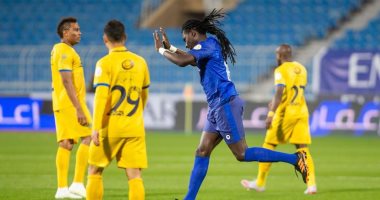 الهلال ينفرد بصدارة الدورى السعودى بثنائية ضد التعاون.. فيديو