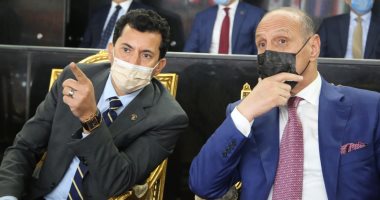 وزير الرياضة يشهد مباراة مصر و الاتحاد الروسى ببطولة العالم لليد بصالة ستاد القاهرة 