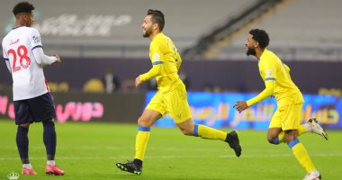 الدوري السعودي .. النصر يواصل الانتصارات يثلاثية ضد الوحدة.. فيديو