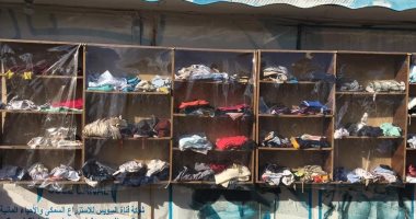 معرض ملابس خيرى فى شوارع الإسماعيلية مجانا للفقراء والمحتاجين