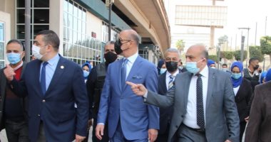 وزيرالرياضة العرقي يشيد بمركز شباب الجزيرة وامكانياته