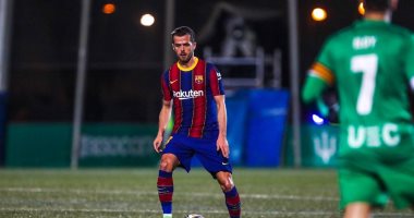 برشلونة يعرض دفع 50% من راتب بيانيتش للتخلص منه هذا الصيف