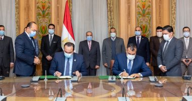 وزير الإنتاج الحربى يشهد توقيع بروتوكول تعاون مع هيئة الرعاية الصحية