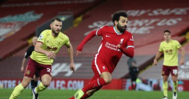 مباراة ليفربول ضد بيرنلي .. الريدز  يواصل التراجع ويخسر بهدف.. فيديو