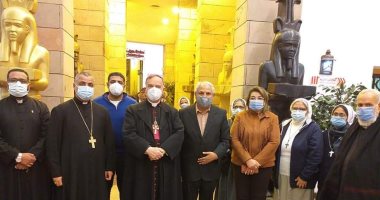 سفير الفاتيكان فى مصر يزور المركز الثقافى الإفريقى بأسوان.. صور