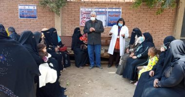 محافظ قنا‪  يعلن الكشف على 20 ألف حالة ضمن قافلة طبية بقرية الدهسة ‪