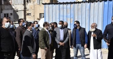 محافظ مطروح يشدد بمنع أى إشغالات بالأرصفة حفاظا على حقوق المشاة