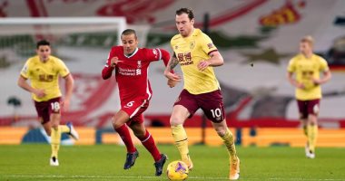 ليفربول لـ" الخلف در " فى الدورى الإنجليزى.. الريدز يتلقى خسارة تاريخية للمرة الثانية فى الموسم.. بيرنلى صاحب المركز الـ 16 يكسر رقما قياسيا بعد 1370 يوما فى الآنفيلد.. يورجن كلوب يؤكد تحمله المسئولية