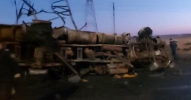 أثار انفجار 250 أسطوانة غاز كبيرة على طريق القاهرة الإسماعيلية.. بث مباشر