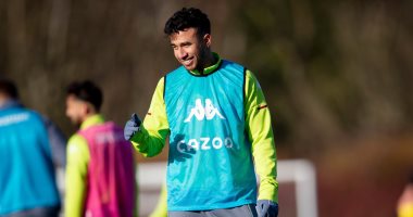 أستون فيلا ضد نيوكاسل.. الفيلانز يحتفل بعودة تريزيجيه للتدريبات