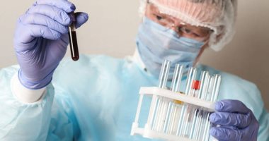 FDA تطور إرشادات لصناع اللقاحات والأدوية للتكيف مع سلالات كورونا الجديدة