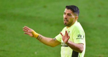 سواريز يعزز صدارة أتلتيكو مدريد فى الدوري الاسباني بفوز مثير أمام إيبار