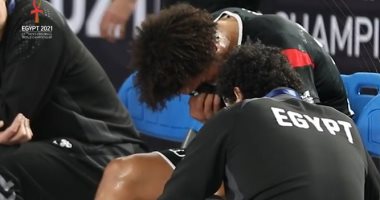 كأس العالم لكرة اليد.. لحظة بكاء على زين عقب خروجه مصابا أمام بيلاروسيا.. فيديو