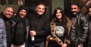 شاهد ياسمين عبد العزيز وأحمد العوضى فى كواليس "اللى مالوش كبير"