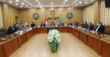 محافظ المنوفية: حصر شوارع وأماكن انتظار المركبات لمنع الانتظار العشوائى