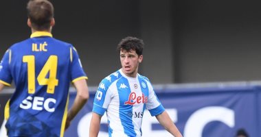 فيرونا يقسو على نابولى بثلاثية فى الدوري الايطالي .. فيديو 