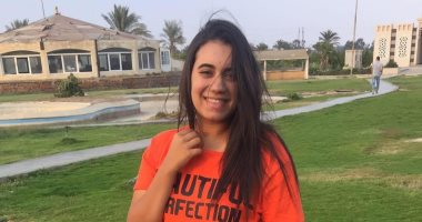 برة الملعب.. منة هانى حكم اليد: هوايتي سماع الأغاني وبحب تامر حسنى   