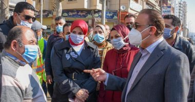 محافظ الإسكندرية يعلن البدء فى رفع كفاءة وتطوير قطاعات حى المنتزة أول.. صور