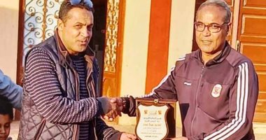 أكاديمية الأهلى بأسوان تكرم حمدى حمدان بعد توليه تدريب منتخب 2003.. صور