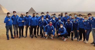 منتخب شيلي في زيارة لأهرامات الجيزة.. صور  