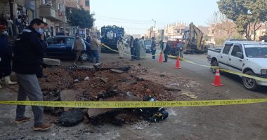 محافظ أسيوط يوجه بسرعة إصلاح هبوط أرضى بطريق مير الدير بالقوصية.. صور