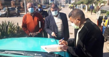 تحرير 324 محضر غرامة عدم ارتداء كمامة وغلق 191 منشأة بالمنوفية.. صور