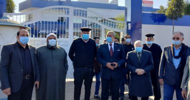 الجهات التنفيذية والشعبية في بلبيس تقدم التهنئة لرجال الأمن فى عيد الشرطة