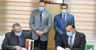 محافظ الشرقية ورئيس هيئة محو الأمية يشهدان توقيع بروتوكولات تعاون 