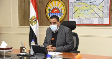محافظ مطروح يشدد على أهمية الإسراع فى الانتهاء من تنفيذ منظومة التحول الرقمى
