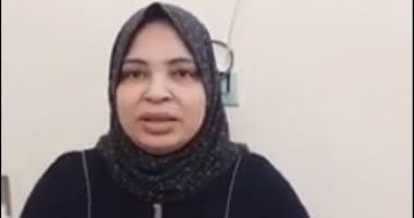 أهل جوزها ضايقوها علشان خلفت 5 بنات فاشترت بيت من عرقها وربت الأبناء.. فيديو