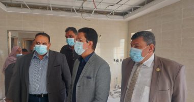 ناصر الجيزاوى يتفقد رفع كفاءة وصيانة عدد من المنشآت بجامعة بنها