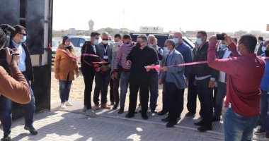 محافظ البحر الأحمر يفتتح محطة معالجة الصرف الصحى الثلاثية المدمجة.. صور