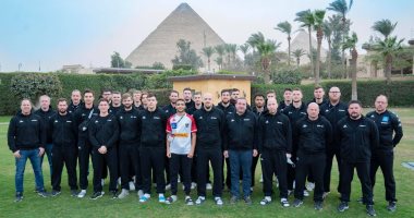 مترجم منتخب النمسا عن كواليس إقامتهم بمصر: رقصوا شعبى وانبهروا بالأهرامات