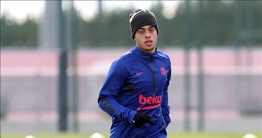 برشلونة يعلن تجدد إصابة دست وغيابه أمام فالكيانو بكأس ملك إسبانيا