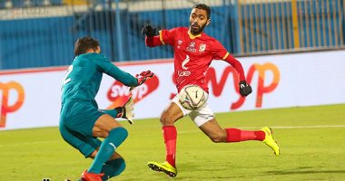 60 دقيقة.. بيراميدز ينشط هجومياً والاهلي يحافظ على التعادل السلبي