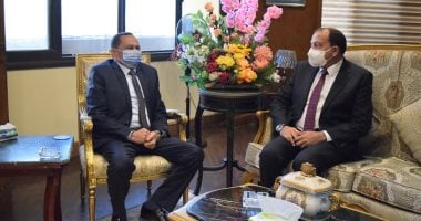 رئيس جامعة بنى سويف يهنئ مدير الأمن بذكرى عيد الشرطة