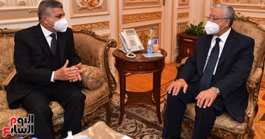 رئيس هيئة قناة السويس يهنئ المستشار حنفى جبالى بتوليه رئاسة مجلس النواب
