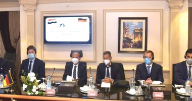"العربية للتصنيع" تبحث مع سكودا العالمية إحلال المركبات للعمل بالغاز الطبيعى