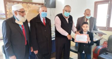 مجموعات تقوية وتكريم الفائزين بمسابقة "شرطتنا حمايتنا" لطلبة مركز الفرافرة