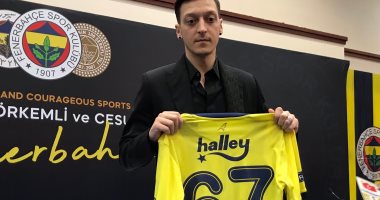 أوزيل: حلم لي اللعب لـ فناربخشة ولن أعود للمنتخب الألماني