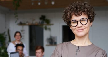 5أبراج تتميز بصفات المدير الرائع.. الثور بيركز فى التفاصيل والحمل بيشتغل بجد