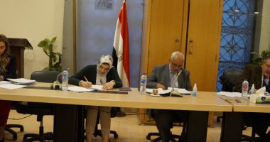 "غرفة الإسكندرية" تناقش اللائحة التنفيذية لقانون الجمارك