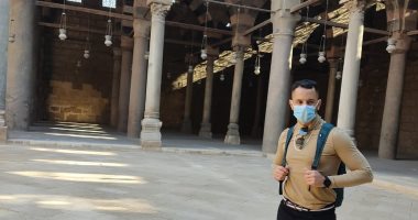 مدونو التشيك يواصلون برنامجهم السياحى بجولة فى المتحف المصرى
