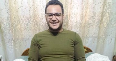يا جبل ما يهزك ريح.. "حسين" بترت قدميه فى انفجار تانك أكسجين غوص ولسة بيعافر.. البطل أكمل مسيرته فى السباحة والغطس.. ويؤكد: أسعى لأكون أول مدرب لذوى الاحتياجات الخاصة.. وأطالب بالتحاقى فى المسابقات الدولية