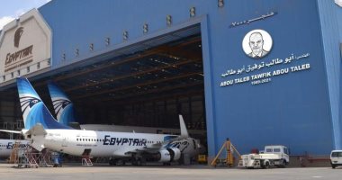 إطلاق اسم رئيس مصر للطيران للصيانة الراحل على هنجر 7000 بمطار القاهرة
