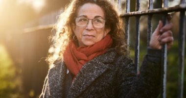 رواية "حورية البحر من القوقع الأسود" يفوز بجائزة كوستا 2020 .. اعرف قيمتها