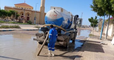 "مياه مطروح": سحب تجمعات مياه الأمطار من الشوارع لتسهيل حركة المواطنين 