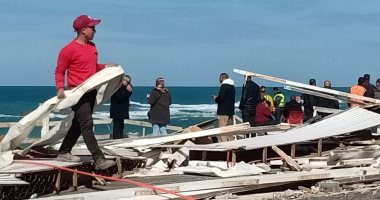 تحرير شط إسكندرية من احتكار البحر.. إزالة مخالفة بأكبر مطاعم عروس المتوسط.. لايف
