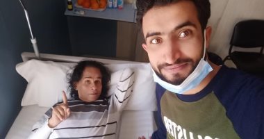 تحسن صحة الفنان على حميدة.. وابن شقيقته: حالته مستقرة بدعوات الناس.. صور