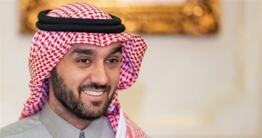 وزير الرياضة السعودى يكرم بطل السوبر بين الهلال والنصر